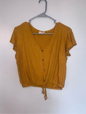 Women’s Free Kisses Cropped Blouse